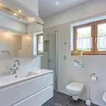 Iris Guest house Ladrovici