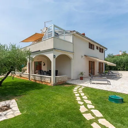 Vendégház Iris Ladrovići