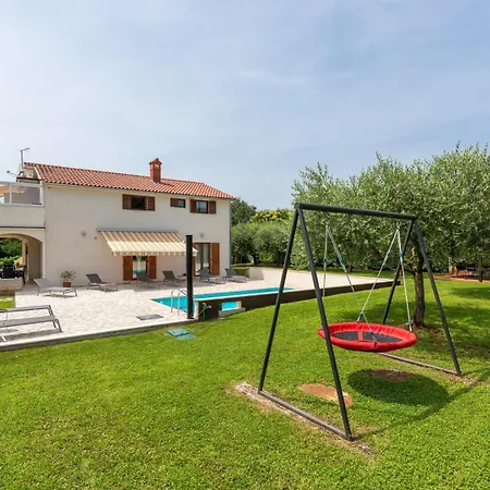 Maison d'hôtes Iris Ladrovici